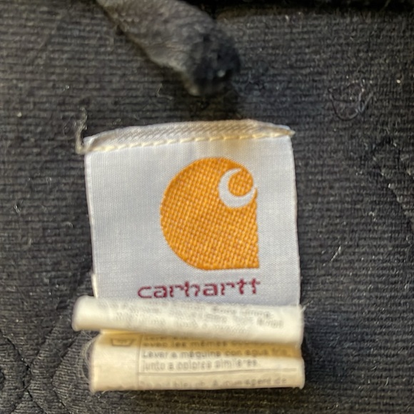 Carhartt Gently Used - Picture 2 of 7